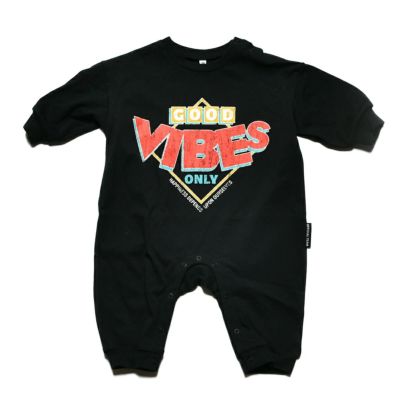 VIBESロゴロンパース ブラック
